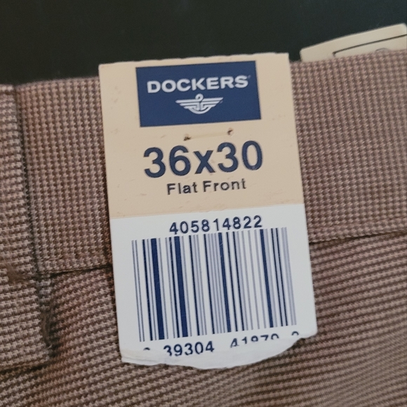 Dockers flat front slacks size 36x30 - Picture 4 of 4